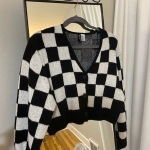 Checkered crop sweater